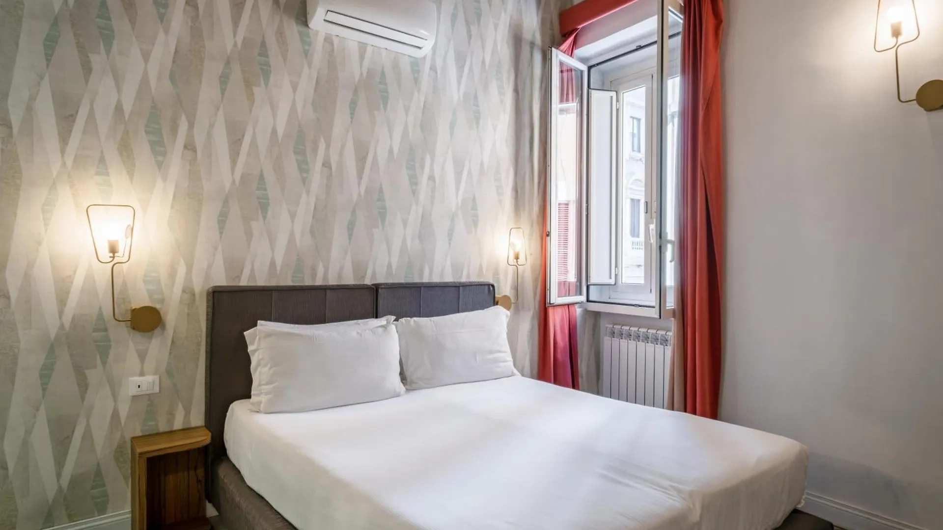 19 Steps Trevi Hotel Rome